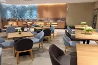Xianyang Airport Qingmu Hotel