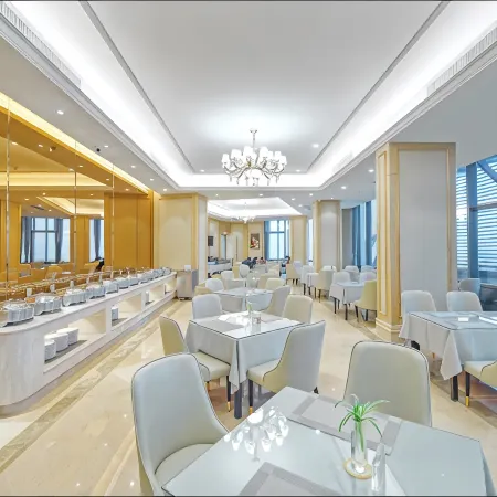 Vienna International Hotel Longyan Busines