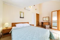 Laura Mini-Hotel