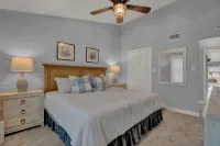 Fisherman Friend! - Coastal Condo - Views Await!