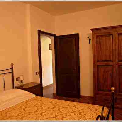 Farmhouse apartment between Siena and the sea relax pool WiFi 2 bedrooms 4-5p Rooms