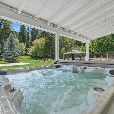 Spacious 7-Bed Home w/ Hot Tub, Fireplace, Gym, Wine Bar, and 2 Living Spaces!