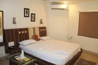 Hotel Anurag - parking
