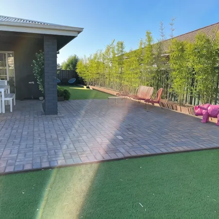 On the Park-Modern 4 Bedroom 3 living Area Home 100m to Parks a& Shopping Centre