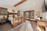 Luxury 5 Suite Suncadia Golf Course Hm w Hot Tub, Sauna, Game & Theater Level