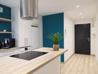 Comfortable apartment in Aurillac - Wifi, parking and peace and quiet فنادق في أوريلاك
