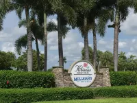 2BR/2BA South Naples Condo 렐리 호텔