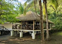 Tropical Beachfront Home in Cambutal Hotels in 