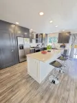 Homey Place in Sechelt , close to town and beaches