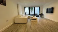 Spacious 4 Bedroom Town House