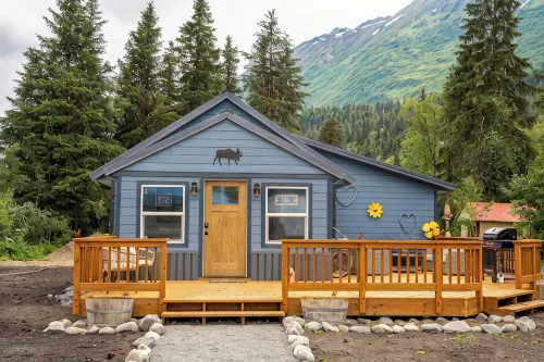 Railroad Retreat in Moose Pass – The Gandy Dancer