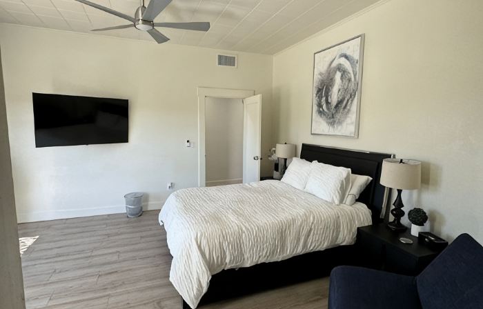 Cozy 2-bedroom house in charming Nogales with AC, WiFi