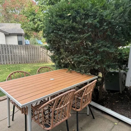 Newly Remodeled Home - 20 minutes from anywhere in Omaha!
