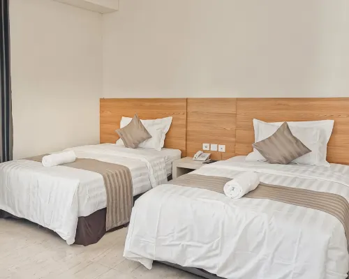 Hotel Cahaya 3 Rooms Photos