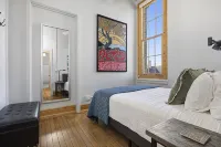 Brick Haven, 2 bedroom condo in the Grand Traverse Commons - 4-نجوم