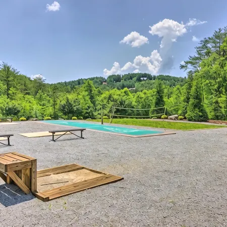 Ridgetop View Cabin ~ Pet-Friendly w/ Hot Tub!