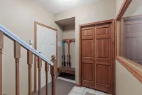 Best Whistler Village location | Free parking | Pool/Hot tub | 2-level condo - Jacuzzi