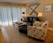 Adorable 'Beach Cottage' condo in Ocean Village, an active beach community! - 비치
