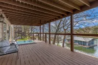 New Luxury Water Front Oasis with New Private Dock & Hot Tub!! - 4-Star