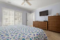 Private Beach with Loungers · 2 Pools & Bay View - Gym