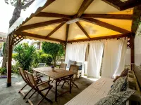 oasis of relaxation not far from the sea, parking in the inner courtyard. Hotels in Marotta