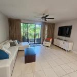 Spacious Pacifico condo-large balcony.  Access to pool, jacuzzi with bar/grill - piscina