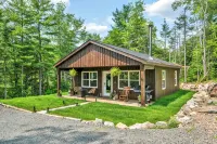 Cozy, stylish, and surrounded by nature; Sojourn Hideaway is the perfect getaway - Wifi