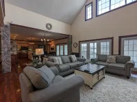 Perfect View: Plenty of room for everyone to stay and play!