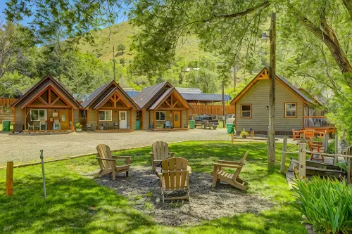 Cabin on the Salmon River - 4-Star