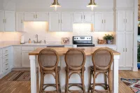 Historic Downtown St Marys Loft Experience - Apartments