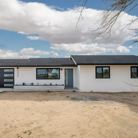 Desert Retreat: Heated Pool + Spa + Fire Pit + Hammocks