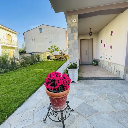 Casa Piero, relax and private pool in Langhe hills