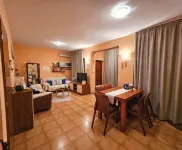 Family apartment with pool - 游泳池