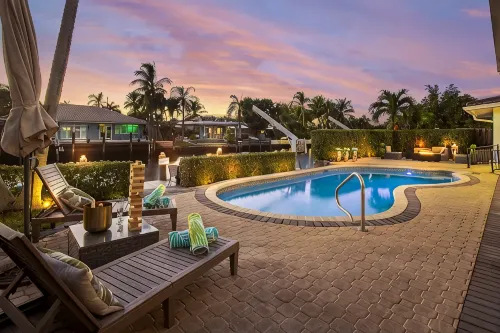 Paradise Lux Waterfront Villa/ Ocean Access w Boat & Jet Ski Rental - Homestays