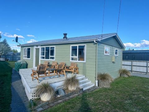 Mackenzie Cottage - Close to town!