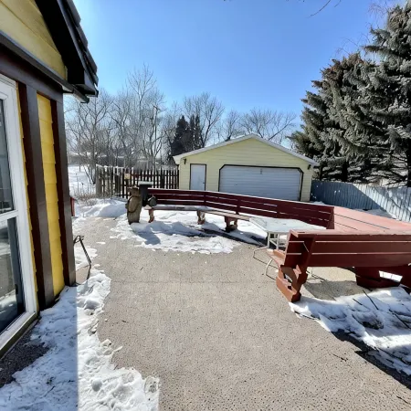 3BDRM Home in Historic Fort Peck, walk to Summer Theatre, Ft. Peck Hotel
