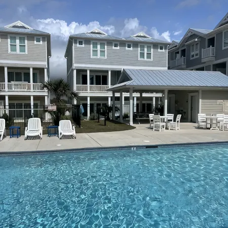 New Home in 2023 w/ Elevator! Perfect Family Getaway in Emerald Isle, Sleeps 11!