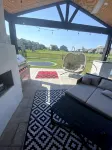 FAMILY FRIENDLY/POOL/BASKETBALL COURT/IN-GROUND TRAMPOLINE