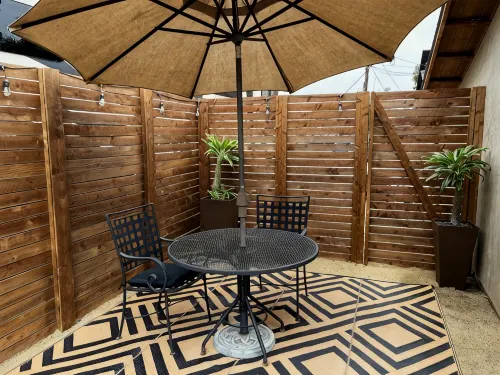 Luxury Guesthouse in Quiet Neighborhood 5 Min from the Beach! - homestay