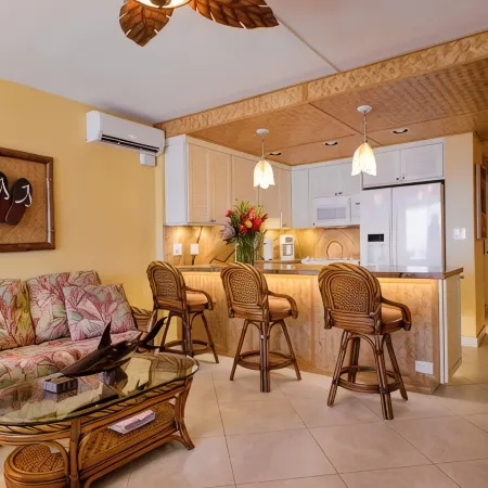 Stunning Oceanfront Condo In Prefect Location With A/C