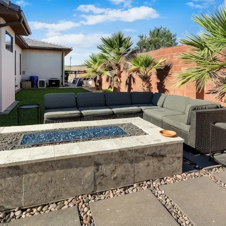 Ivins Oasis : Private Hot Tub & Pool