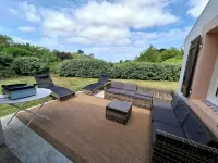 Renovated, detached belle-illoise family home, 3 bedrooms, sleeps 9 - Wifi