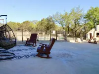 Beautiful 5/5.5 Home on 5 Acres w/Private Pool. River Access 2 m. Away Hotels in Real County