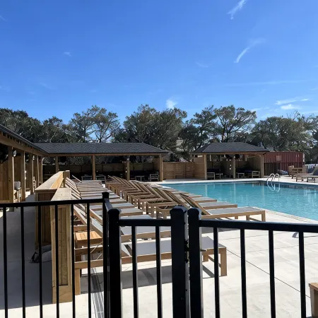 New Condo, Sleeps 6, 3 Bedroom, Beach Access, Community Pool & Private Cabanas.