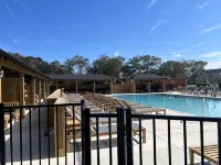 New Condo, Sleeps 6, 3 Bedroom, Beach Access, Community Pool & Private Cabanas. - Beach