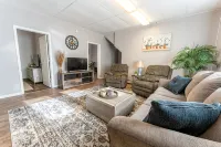 Little Bay De Noc Inn ~ Downtown Escanaba - 3-Star