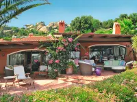 COTTAGE DOLCEVITA by KlabHouse -4BR w/Panoramic Hot Tube- shared pool - WiFi