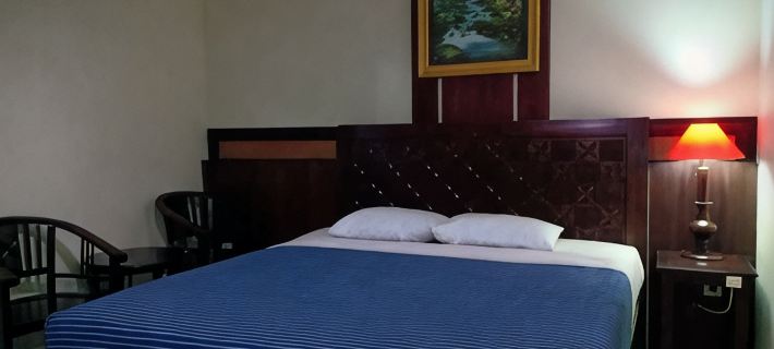 Hotel Abdul Rahman Ξενοδοχεία στην πόλη Madiun City