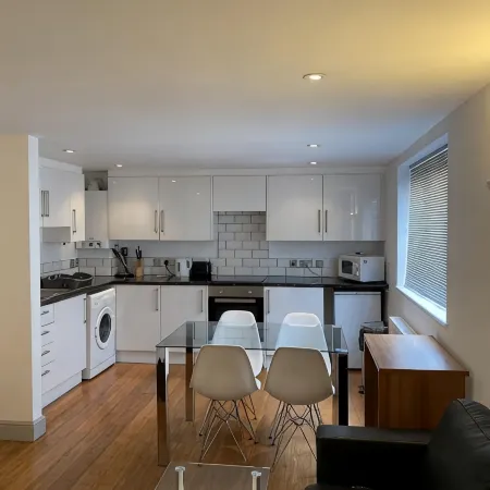 Contractors Guest House