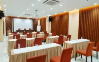 Ruby Hotel Syariah - breakfast